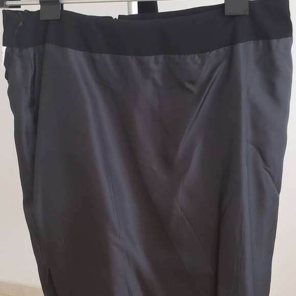 Jones Wear Black skirt - Picture 5 of 12